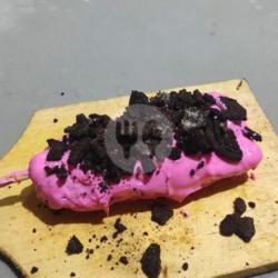 Corndog Glaze Strawberry ( Topping Oreo )