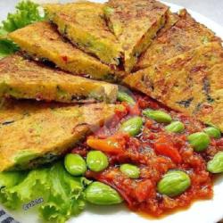 Telur Dadar   Sambel Merah Pete