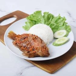 Nila Penyet Nasi Putih