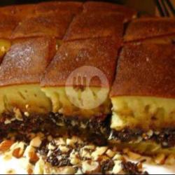 Martabak Coklat Kacang