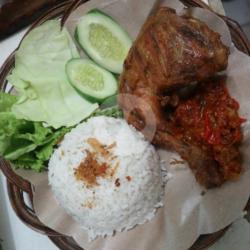 Nasi Ayam Pecel