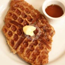 Croissant Waffle ( Mapple Syrup/chocolate Sauce/ Caramel Sauce)