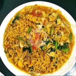 Indomie Nyemek Pedas