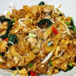 Kwetiaw Goreng Campur.