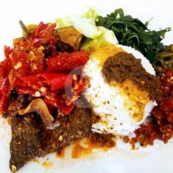 Nasi Rames Dendeng