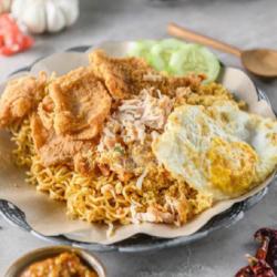 Indomie Kulit Ayam Gubrak   Telur