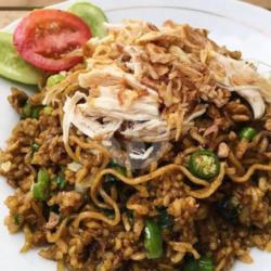 Nasi Goreng Ruwet  Babat Ayam Suwir