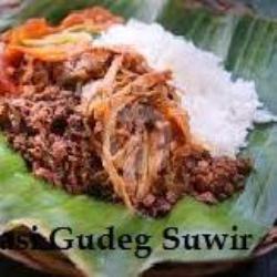 Nasi Gudeg Suwir Telor Ayam