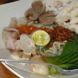 Mie Kocok Kikil Kaki Sapi   Bakso