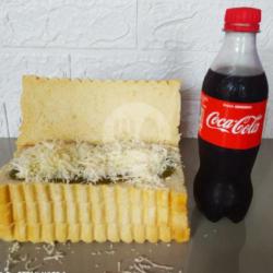 Roti Panggang Greentea Keju Free Cocacola