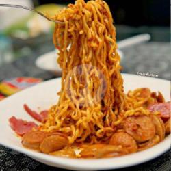 Mie Korean Spicy Toping Sosis