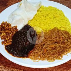 Nasi Kuning Tongkol Bahari