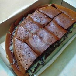 Martabak Keju Kismis Brownies