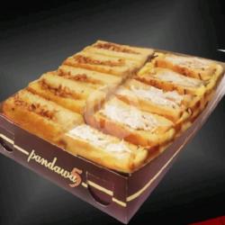 Roti Bakar Kacang  Tiramisu Crunchy  Susu Spesial (pisah)