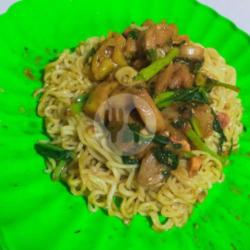 Indomie Goreng Gila Lengkap