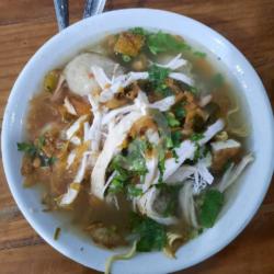 Mie Sop Ayam Bakso Komplit