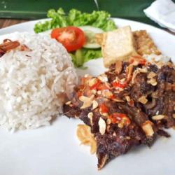 Paket Nasi Iga Sapi Penyet Sambal Rasanya Bikin Ketagihan