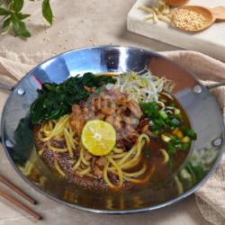 Mie Kangkung Spesial