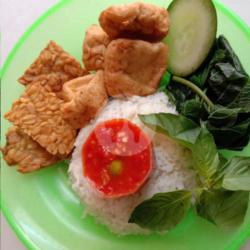 Nasi Tempong Tahu   Tempe