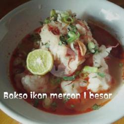 Bakso Ikan Mercon Kombinasi Seporsi Isi 4