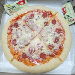 Pizza Sosis Ekstra Keju