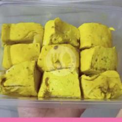 Tahu Ungkep Bumbu Kuning Isi 4