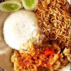Nasi   Indomie Rendang   Ayam Geprek