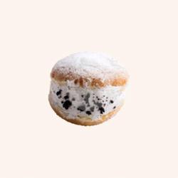 Donat Cream Oreo