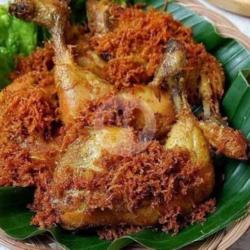 Ayam Serundeng Kelapa Gurih Manis