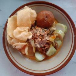 Lontong Sayur Semur Kentang