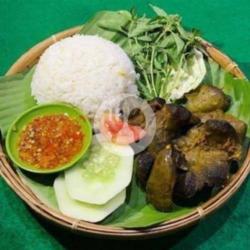 Nasi Penyetan Ati Ampela