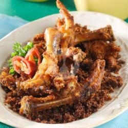 Ceker Ayam Goreng Lengkuas