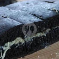 Martabak Manis Black Keju