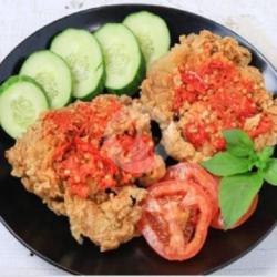 Dua Ayam Penyet Sambel Merah Tanpa Nasi