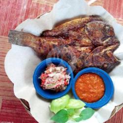 Ikan Bakar Pedas Manis