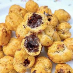 Soes Kering Coklat