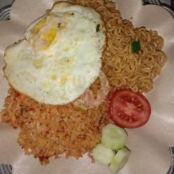 Minas Indomie   Telur Mata Sapi Atau Dadar  Teh Es