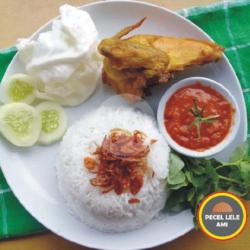 Paket Nasi Uduk Pecel Ayam Dada