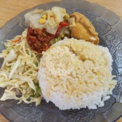 Nasi Campur Ayam Kari