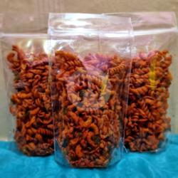 Makaroni Spiral Pedas Daun Jeruk