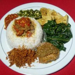 Nasi Rendang Daging Sapi Super