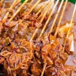 Sate Daging Murni Ketupat