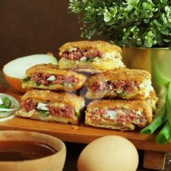 Martabak Telur Ayam Corned Beef