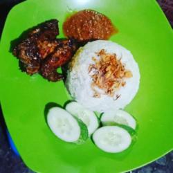 Nasi Plus Ayam Bakar Komplit