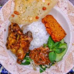 Nasi Pecel Tahu - Tempe Ayam