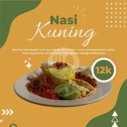 Nasi Kuning, Telor Dadar, Kentang/tempe Kering, Soun Kecap, Sambal, Kerupuk