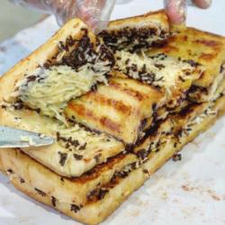 Roti Bakar Bandung Coklat   Strawbery   Susu