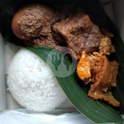 Nasi Gudeg Tahu Telur