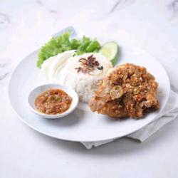 Ayam Penyet Gledek   Nasi