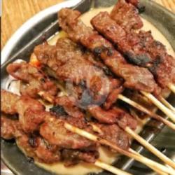 Sate Sapi Asin Pedas